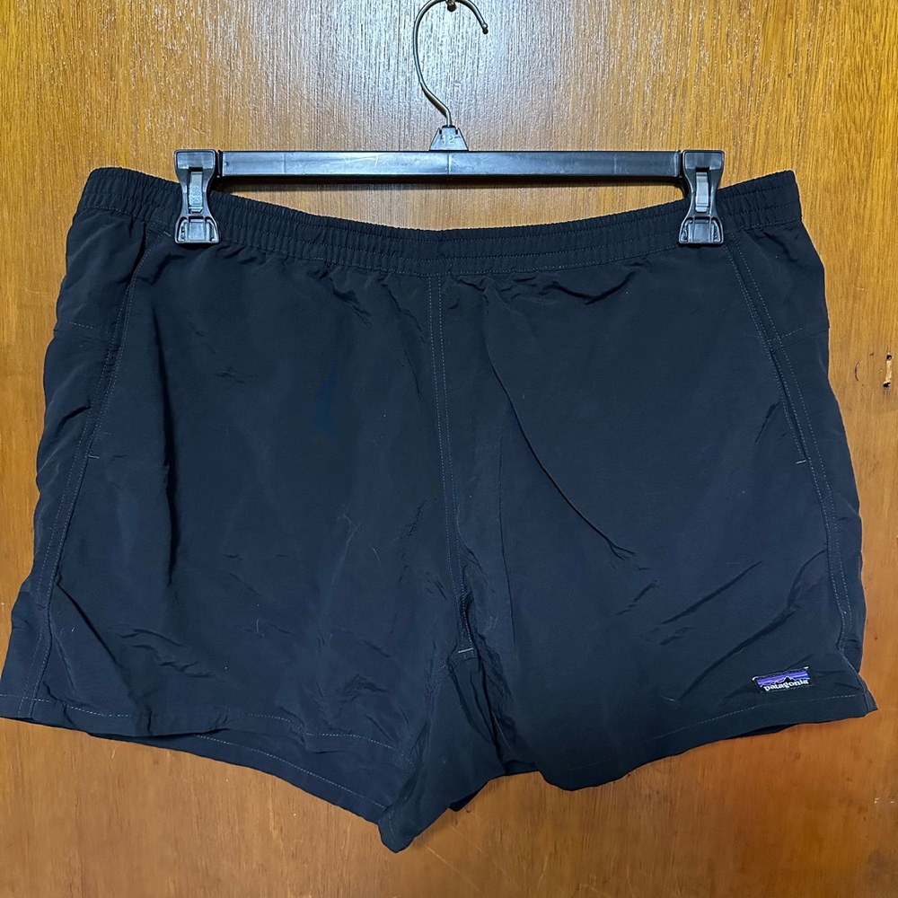 Women’s Patagonia black shorts XL